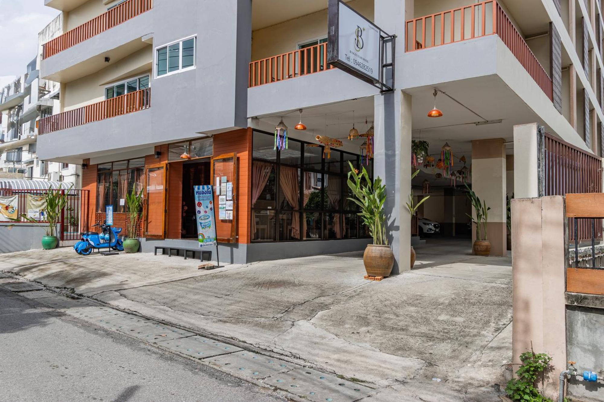 Budget Stars Hotel Chiang Mai Exteriör bild