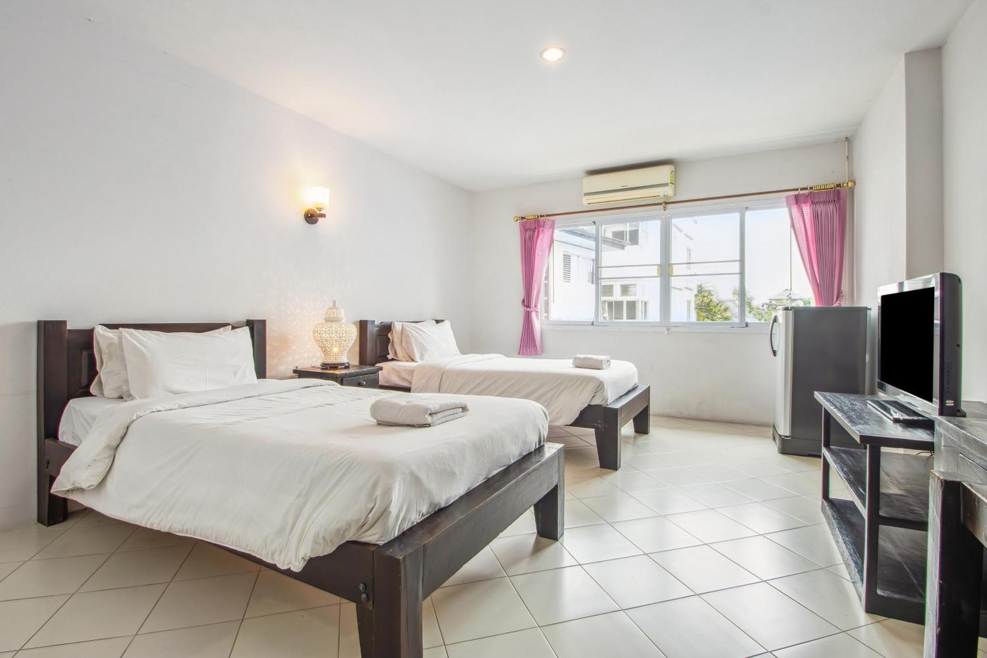 Budget Stars Hotel Chiang Mai Exteriör bild