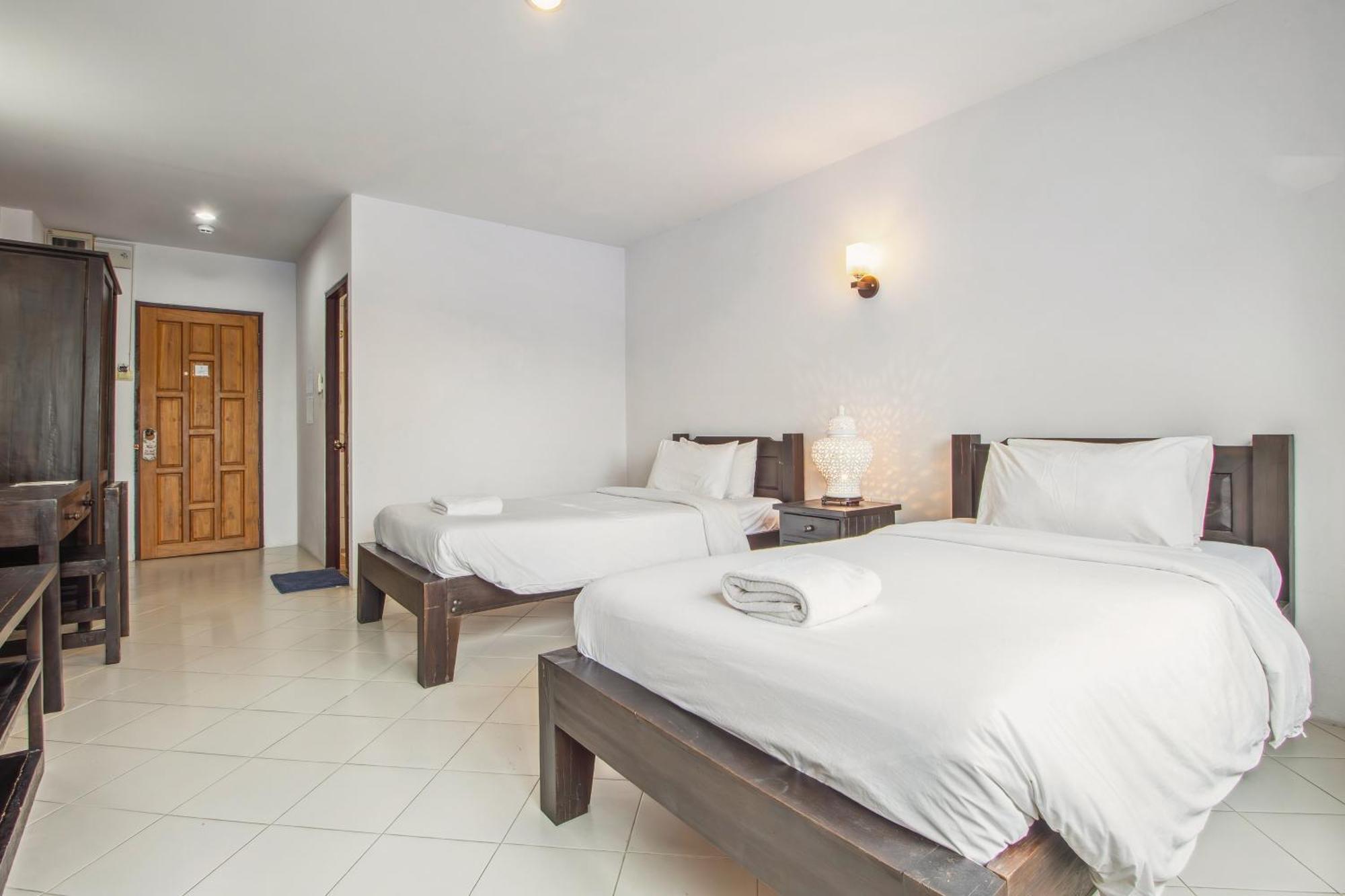 Budget Stars Hotel Chiang Mai Exteriör bild